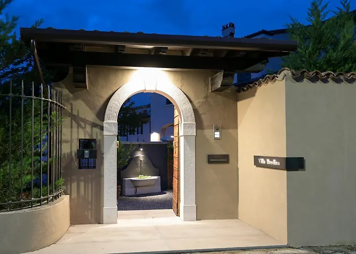 Bredina Проживання в сім'ї