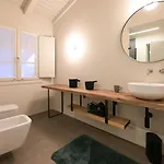 Bredina Homestay szállás *